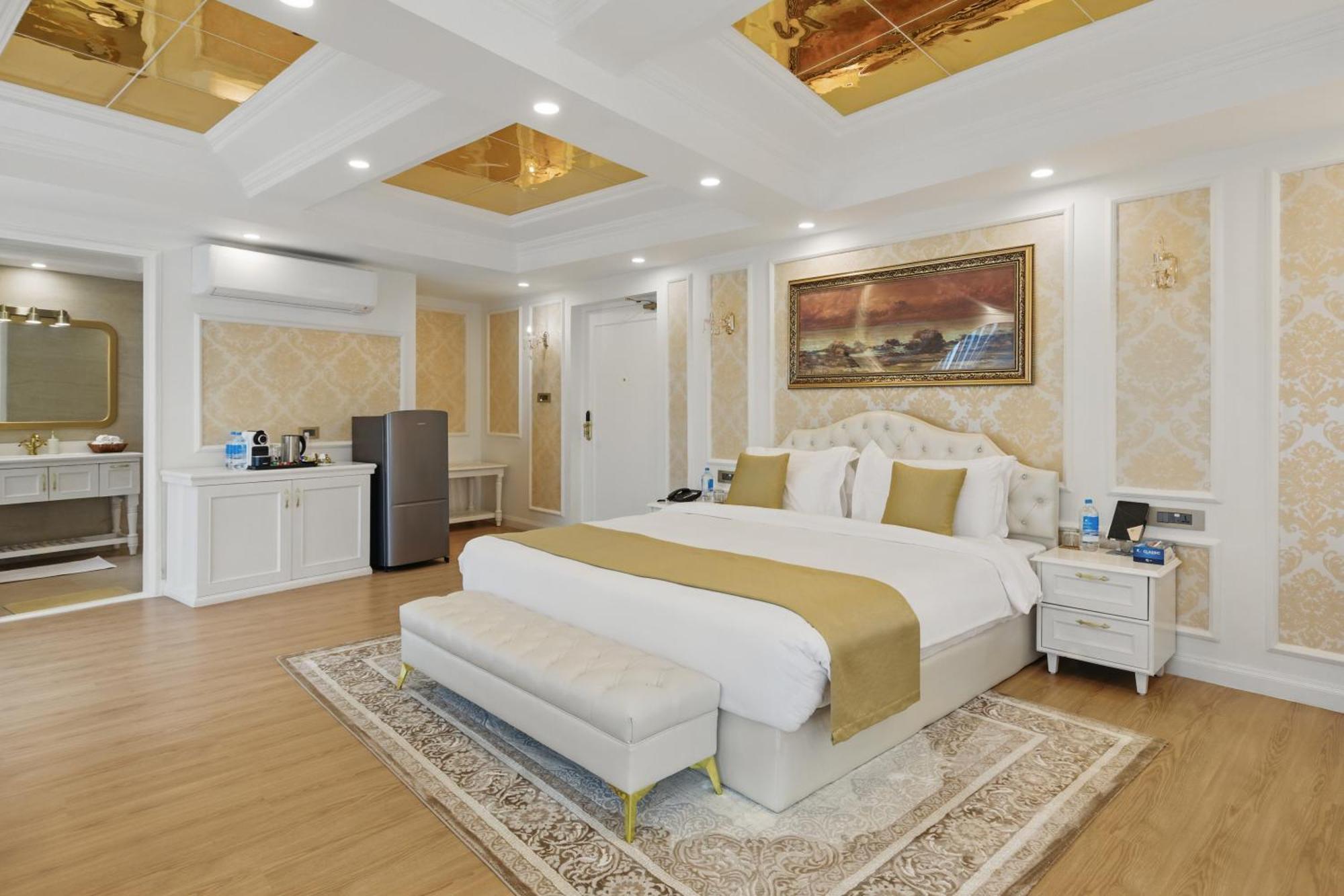 Le Glamour Resort & Wellness Spa Pokhara Exterior photo