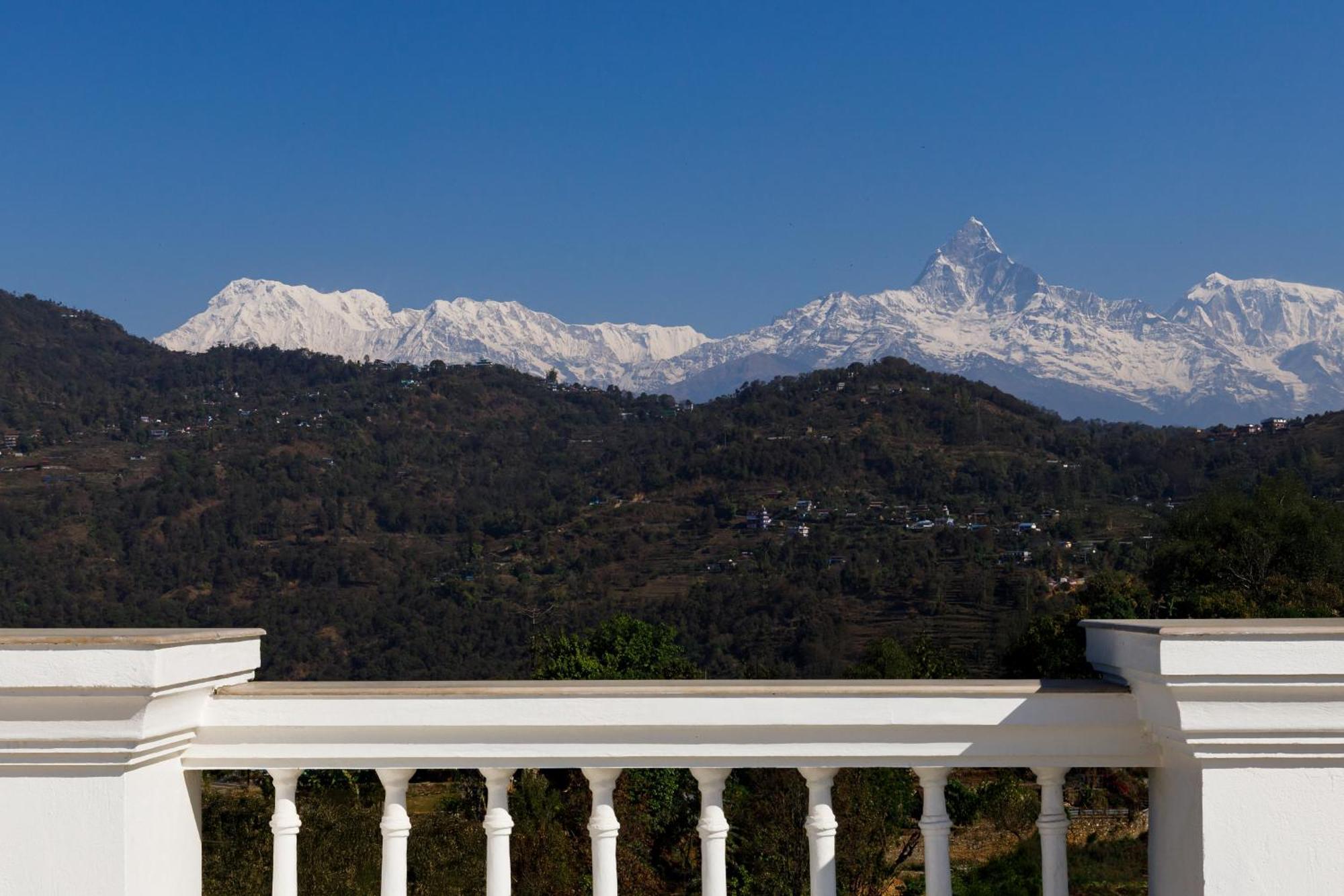 Le Glamour Resort & Wellness Spa Pokhara Exterior photo